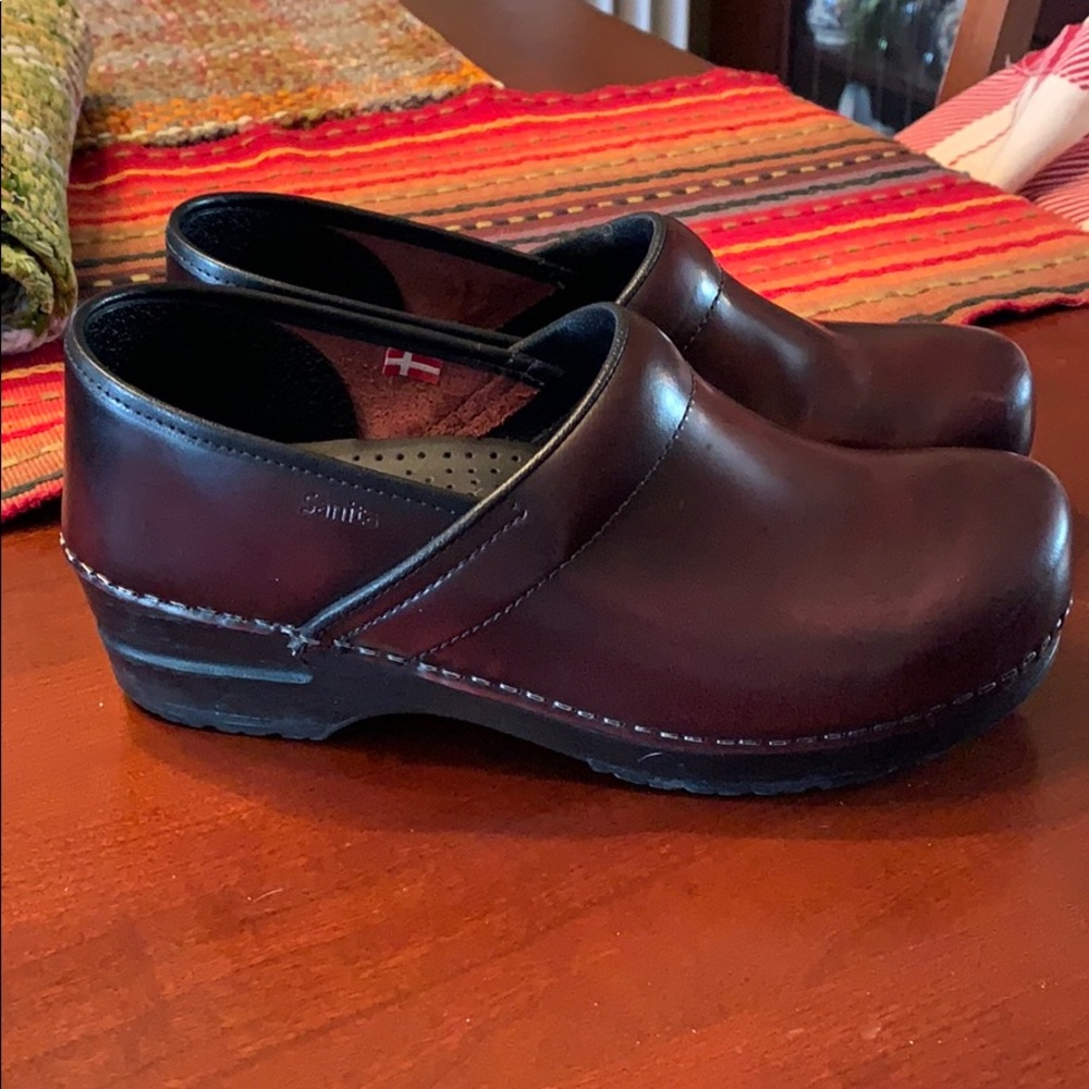 Sanita Clogs size 40